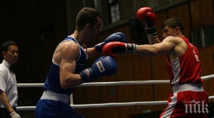 боксьорите прибраха медала два турнира