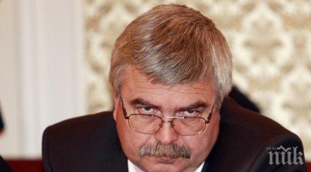 емил хърсев гигантска глупост вземем човек отвън бнб