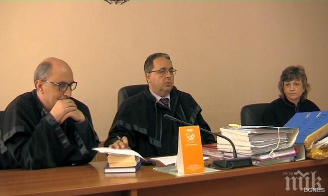 Неделино на протест срещу новия кмет 