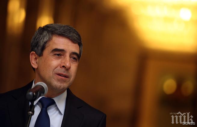 Плевнелиев: С разширяване на енергийната инфраструктура, може да доставя и ток за Косово