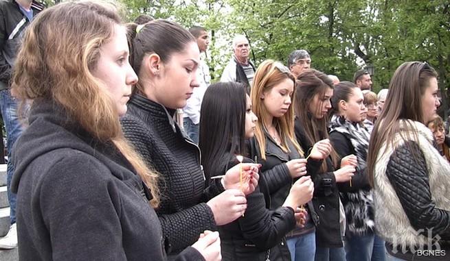 Мълчалив протест за убийството на 6-годишния Петьо в Пловдив