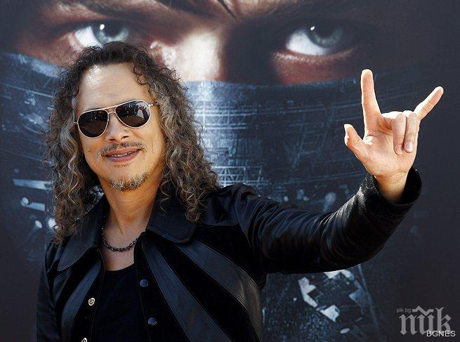 Китаристът на Металика изгубил 250 нови песни