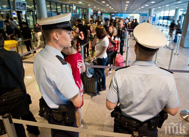 Спипаха 70-годишна жена с кокаин в гащите 