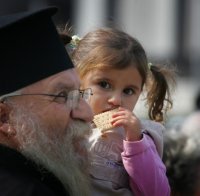 ДПА похвали приюта на отец Иван