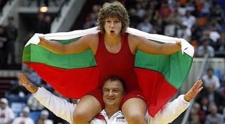 станка златева обясни взела наградата