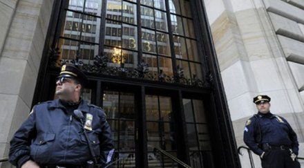 сащ предлагат въоръжена охрана училищата