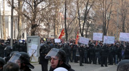 македонската опозиция плаши гражданско неподчинение