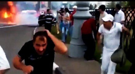 пик кола избухва зрелищно румъния видео