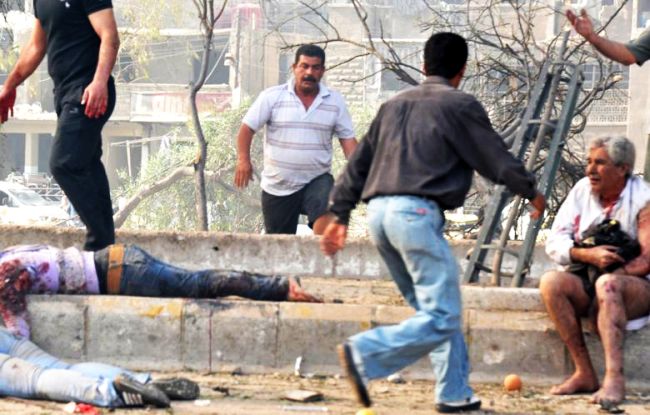 Кола бомба уби петима в Дамаск