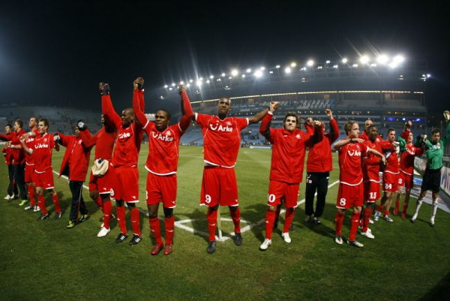  Твенте без Михайлов разгроми АЗ Алкмаар