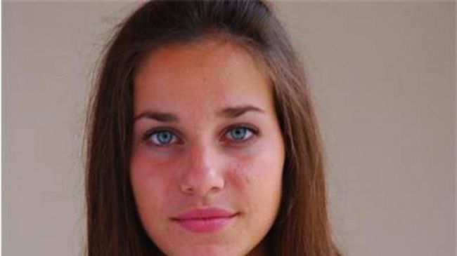 Ученичката, написала писмо до Дянков: Не се възприемам като герой