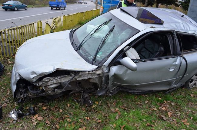 8 души са ранени при катастрофи през денонощието