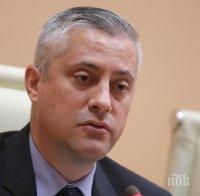 ДАНС проверява купувачите на 