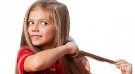 годишно момиче дарява косите онкоболни втори път