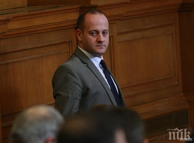 Кънев: Не е добра новина отлагането на решението за арменския геноцид