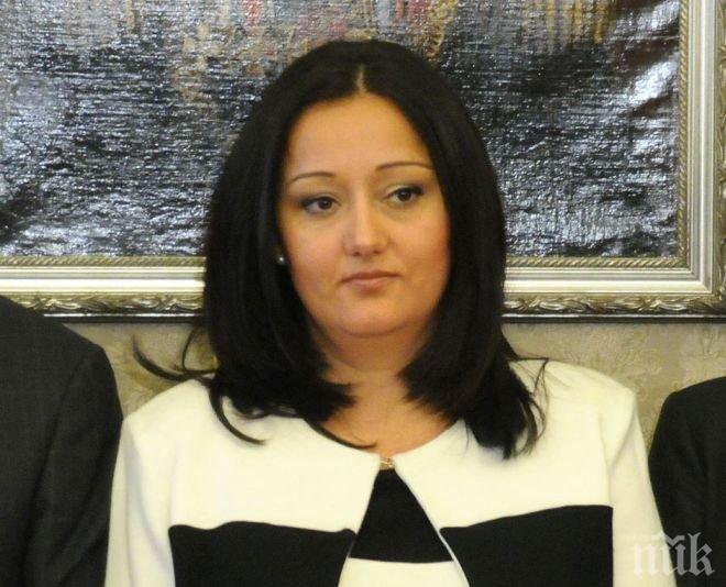 Министър Павлова ще участва в Световната среща на върха по кадастъра в Истанбул