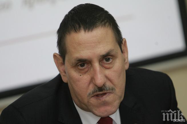 Омбудсманът зове за промени в Конституцията