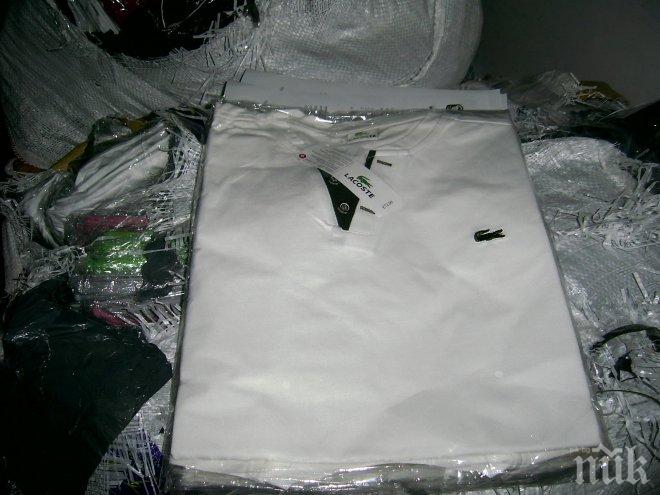 Над 18 000 дрехи и обувки-менте задържаха служители на МП Капитан Андреево