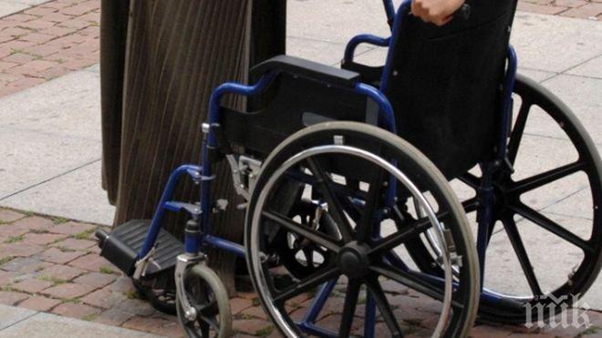 Мъж в инвалидна количка падна на релсите на метрото във Вашингтон