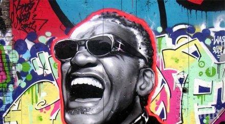 ученици изрисуват стената новото депо габрово