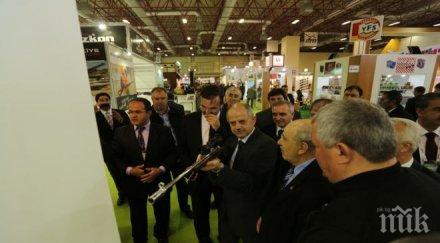 заместник министър костов участва откриването изложението prohunter истанбул снимки