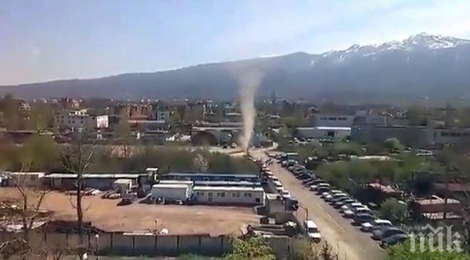 Шаш! Торнадо се развилня из София, панира столичани (видео)
