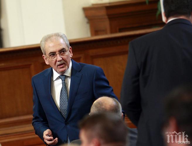 Местан: Признаването на арменския геноцид ще влоши трайно отношенията с Турция