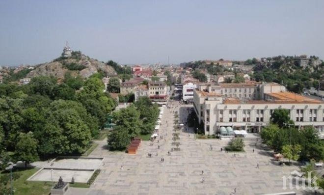 Лют скандал заради унищожения от ВиК-Пловдив античен зид в центъра 