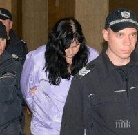 Извънредно! Акушерката Емилия, която преби бебето Никол, остава в ареста. Обвинението й обаче бе смекчено (обновена)