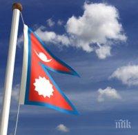 Президентът на Непал е прекарал изминалата нощ в палатка
