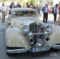 Близо 70 автомобила се подредиха за ретро парад в Русе