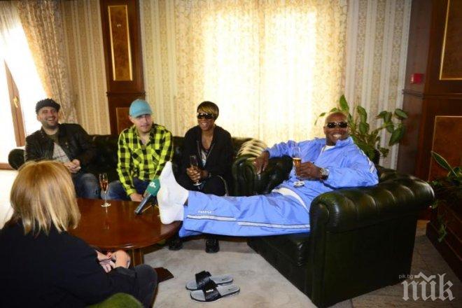 C-Block се влюбиха в българското вино и се почерпиха с октопод (снимки)