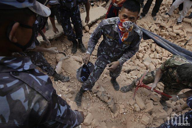 САЩ дават 1 млн. долара на Непал, изпращат и спасители