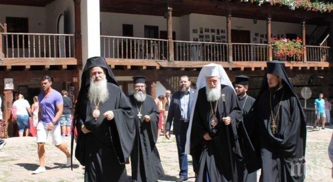 Работник открадна пари от даренията в Троянския манастир – арестуваха го