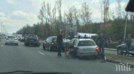 борят живота младежа блъснат джип околовръстното шосе