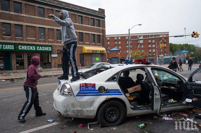 В Балтимор обявиха извънредно положение