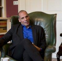 Анархисти изгониха гръцкия финансов министър от кръчма