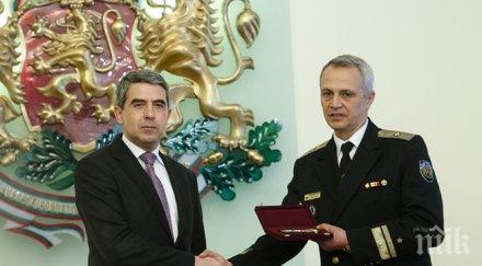 контраадмирал митко петев поема командването вмс