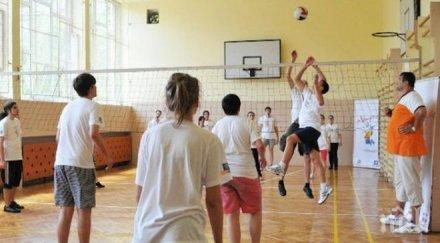 треньори влизат час физическо