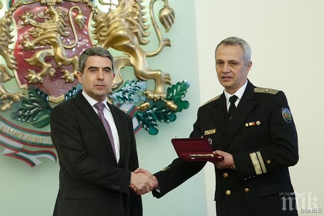 Контраадмирал Митко Петев поема командването на ВМС