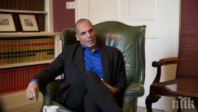 Анархисти изгониха гръцкия финансов министър от кръчма