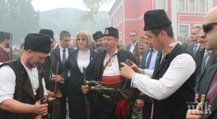 цачева почете героите априлското въстание клисура