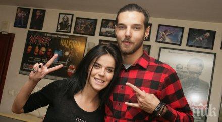 революция деца създадоха собствени групи покрай сериала