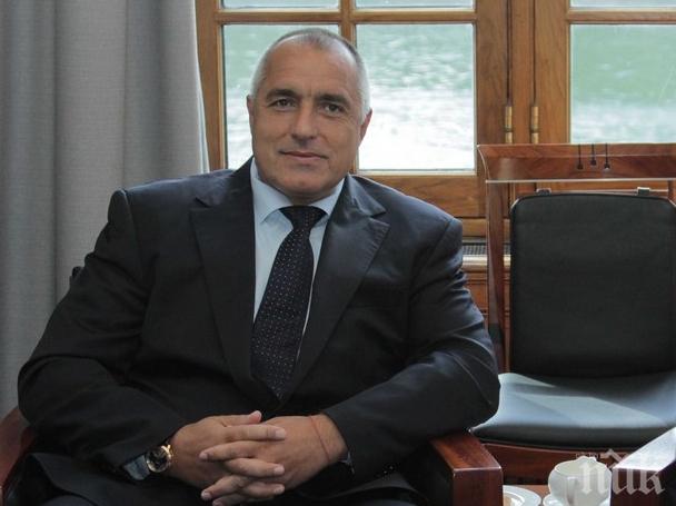 Светият синод награждава утре Бойко Борисов с най-високото църковно отличие