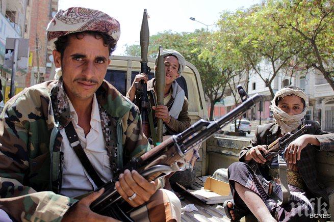 Жертвите на конфликта в Йемен надхвърлиха 1200