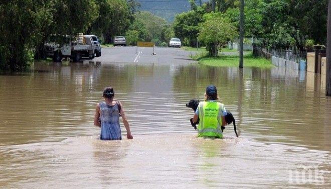 Пет жертви на пороите в Източна Австралия