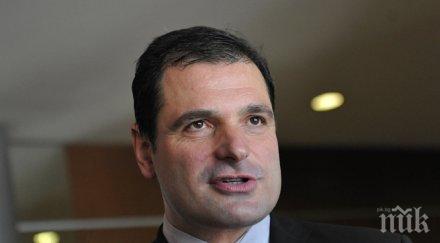 политолог медиите нас свободни независими