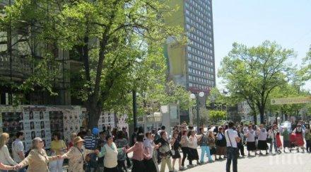 асеновград извиха дългото гергьовденско хоро