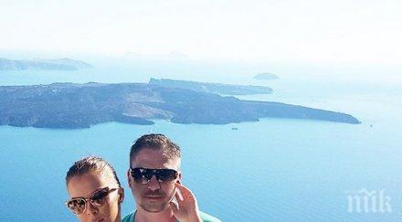 галена показа сочно барабанче санторини виж горещи снимки семейната почивка снимка