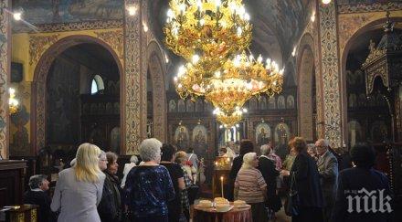 поклон паметта воините пълни църкви кърджали